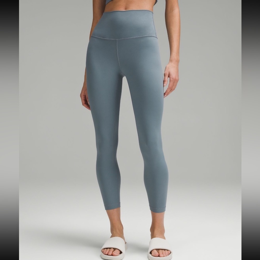 lululemon Align High-Rise crop
